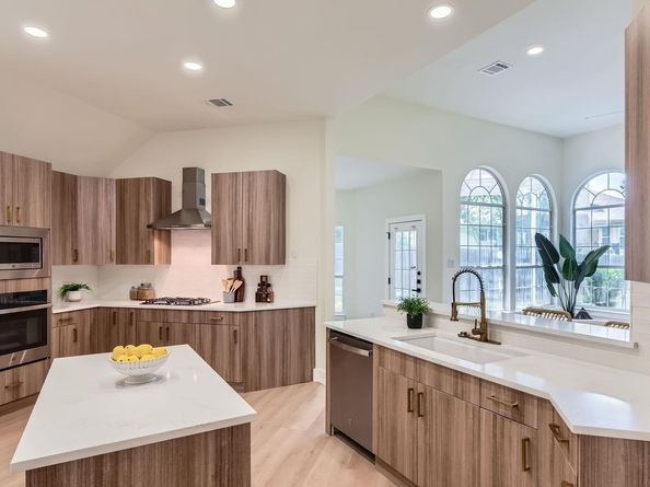 9124 Fainwood LN, Austin TX 78749