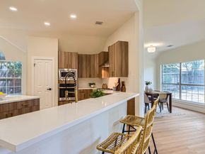 9124 Fainwood LN, Austin TX 78749