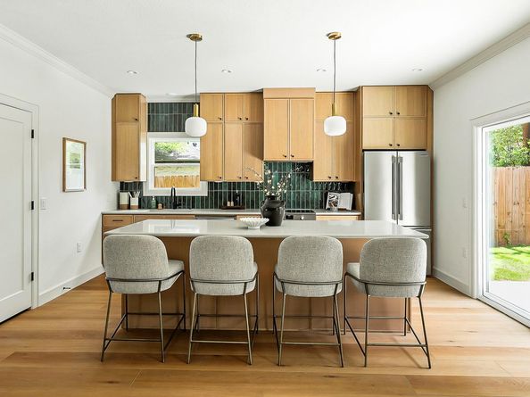 6100 Smith Oak TRL, Austin TX 78749