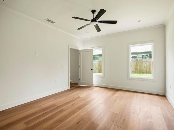 6100 Smith Oak TRL, Austin TX 78749