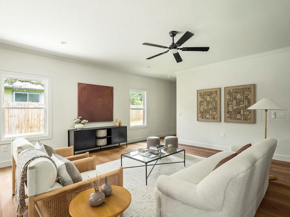 6100 Smith Oak TRL, Austin TX 78749