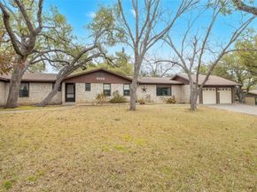 8606 Thunderbird Road RD A & B, Austin TX 78736