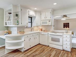 8606 Thunderbird Road RD A & B, Austin TX 78736