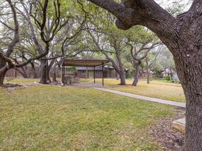 8606 Thunderbird Road RD A & B, Austin TX 78736