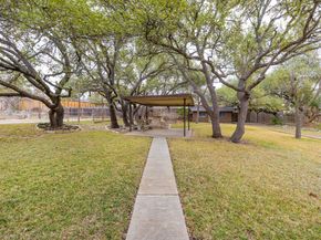 8606 Thunderbird Road RD A & B, Austin TX 78736