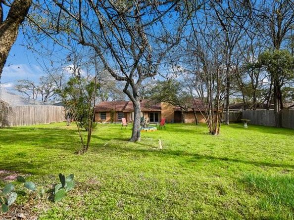 5704 Parkwood DR, Austin TX 78735