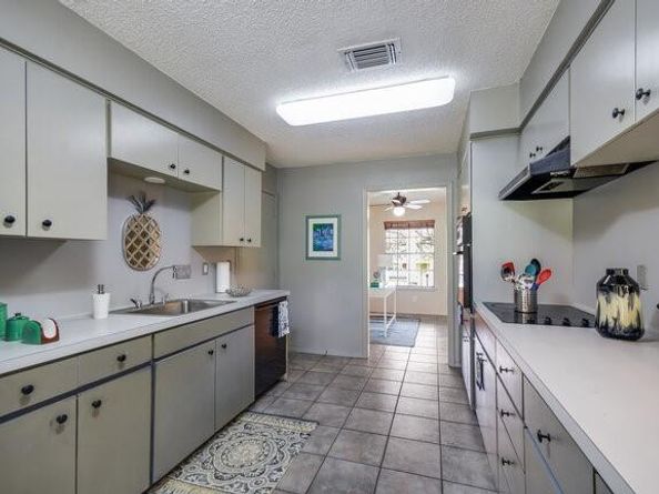 5704 Parkwood DR, Austin TX 78735