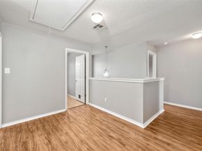8701 Meridian Oak LN, Austin TX 78744