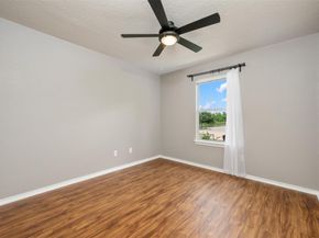 8701 Meridian Oak LN, Austin TX 78744
