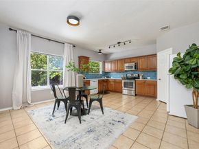 8701 Meridian Oak LN, Austin TX 78744