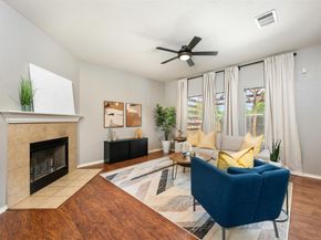 8701 Meridian Oak LN, Austin TX 78744