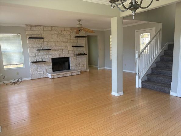 18678 Champions CIR, Point Venture TX 78645