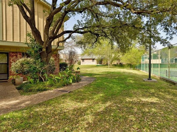 900 W Village LN, Austin TX 78758