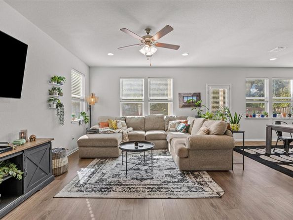 10024 Dawn Pearl DR, Austin TX 78748