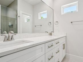 102 W Fawnridge DR, Austin TX 78753