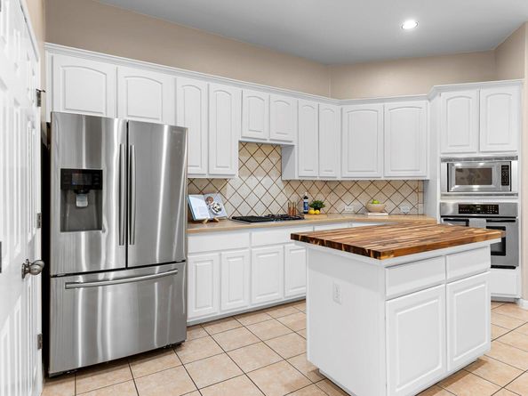 3712 Cerulean WAY, Round Rock TX 78681