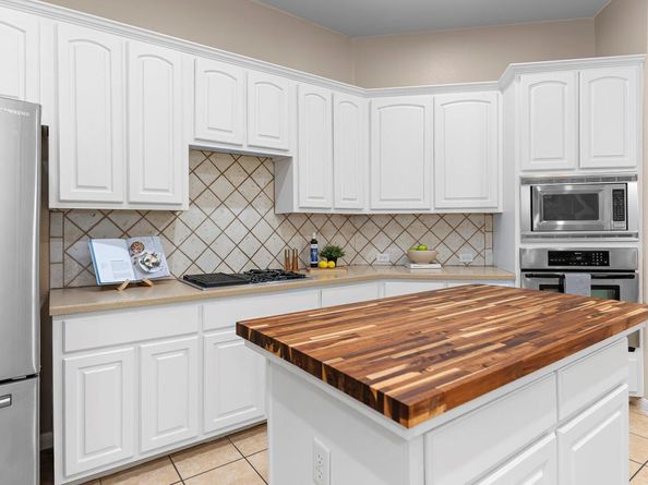 3712 Cerulean WAY, Round Rock TX 78681