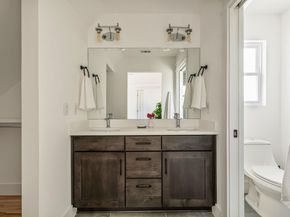 3304 Hollywood Ave 2, Austin TX 78722