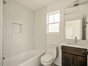 3304 Hollywood Ave 2, Austin TX 78722