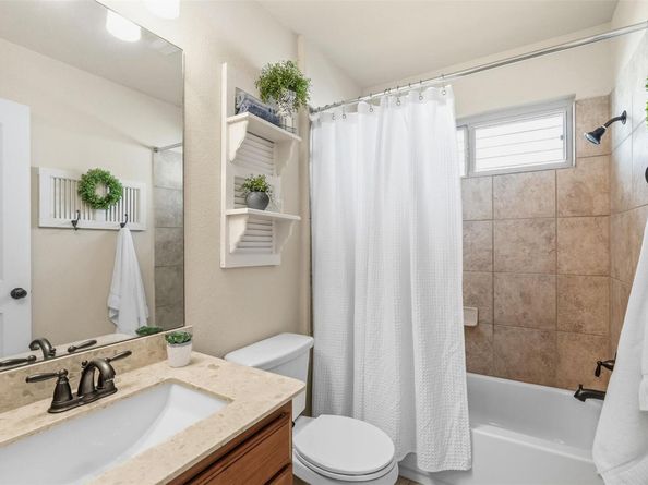 109 Briar Park DR, Georgetown TX 78626