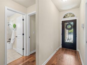 109 Briar Park DR, Georgetown TX 78626