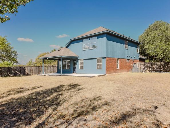 9513 Linkmeadow Dr, Austin TX 78748