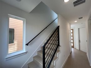 6825 Wolfcreek PASS 3, Austin TX 78749