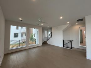 6825 Wolfcreek PASS 3, Austin TX 78749