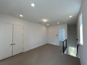 6825 Wolfcreek PASS 3, Austin TX 78749