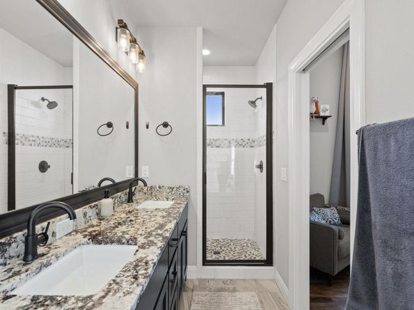 418 N Summit Ridge DR N, Lago Vista TX 78645