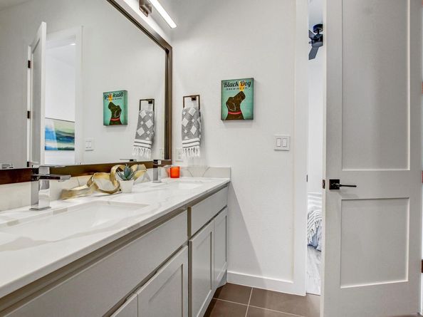 2804 S 1st ST 1108, Austin TX 78704