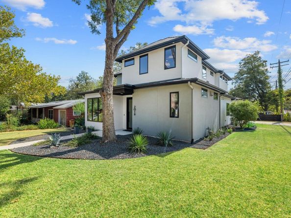 2019 Brentwood ST, Austin TX 78757