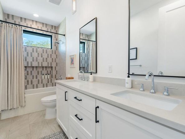 2019 Brentwood ST, Austin TX 78757