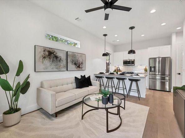 1809 Maple Ave 2, Austin TX 78702