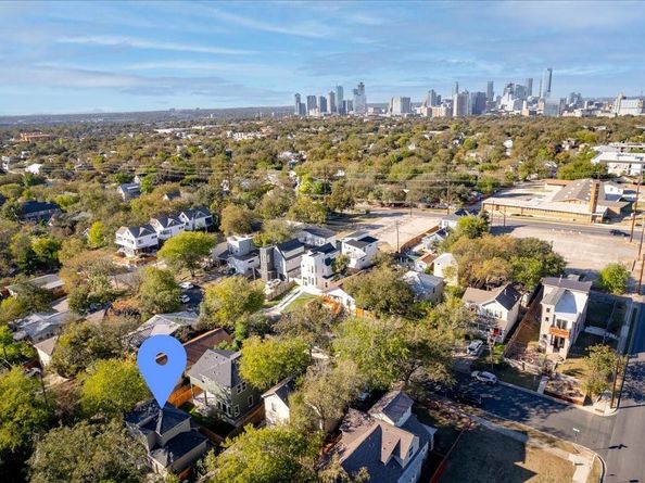 1809 Maple Ave 2, Austin TX 78702