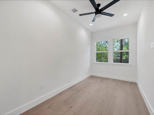 1809 Maple Ave 2, Austin TX 78702