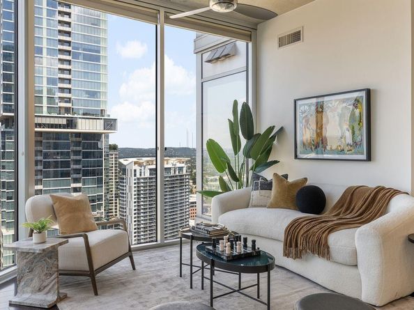 360 Nueces ST 3202, Austin TX 78701