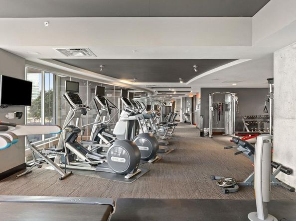 360 Nueces ST 3202, Austin TX 78701