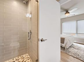 2301 Bluebonnet LN 4, Austin TX 78704