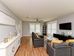 1906 E 21st ST, Austin TX 78722