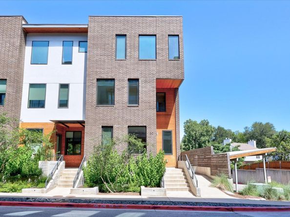 900 S 2nd ST 30, Austin TX 78704