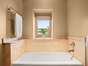 913 Taulbee LN, Austin TX 78757