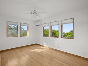 913 Taulbee LN, Austin TX 78757