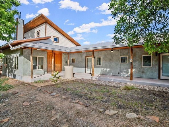 913 Taulbee LN, Austin TX 78757