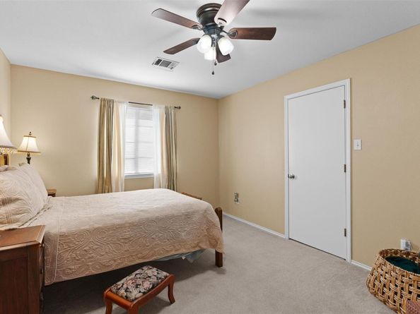 2910 S Phoenix CV, Round Rock TX 78665