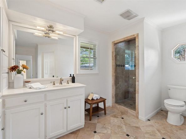 4607 Balcones DR, Austin TX 78731