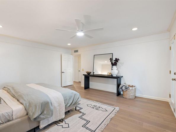 4607 Balcones DR, Austin TX 78731