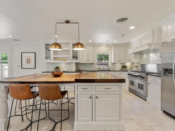 4607 Balcones DR, Austin TX 78731