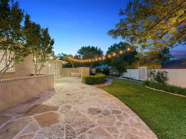 4607 Balcones DR, Austin TX 78731