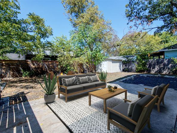 2200 E 14th ST 1, Austin TX 78702